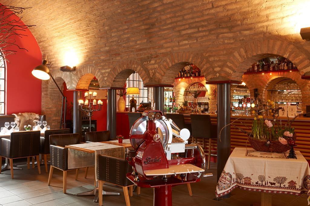 Le Kempferhof Golf Et Chateau-Hotel Plobsheim Екстериор снимка